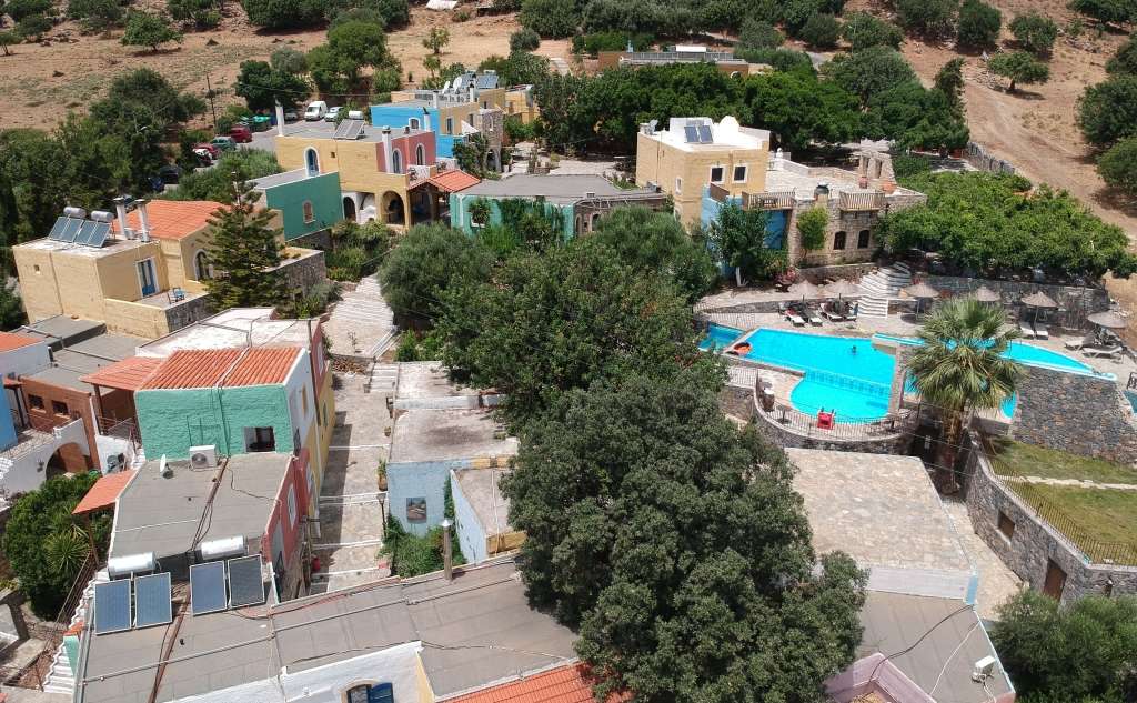 AROLITHOS TRADITIONAL CRETAN VILLAGE-Ξενοδοχείο